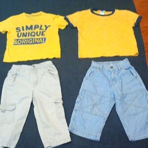 2 Tee-Shirts, 2 Pairs Of Pants